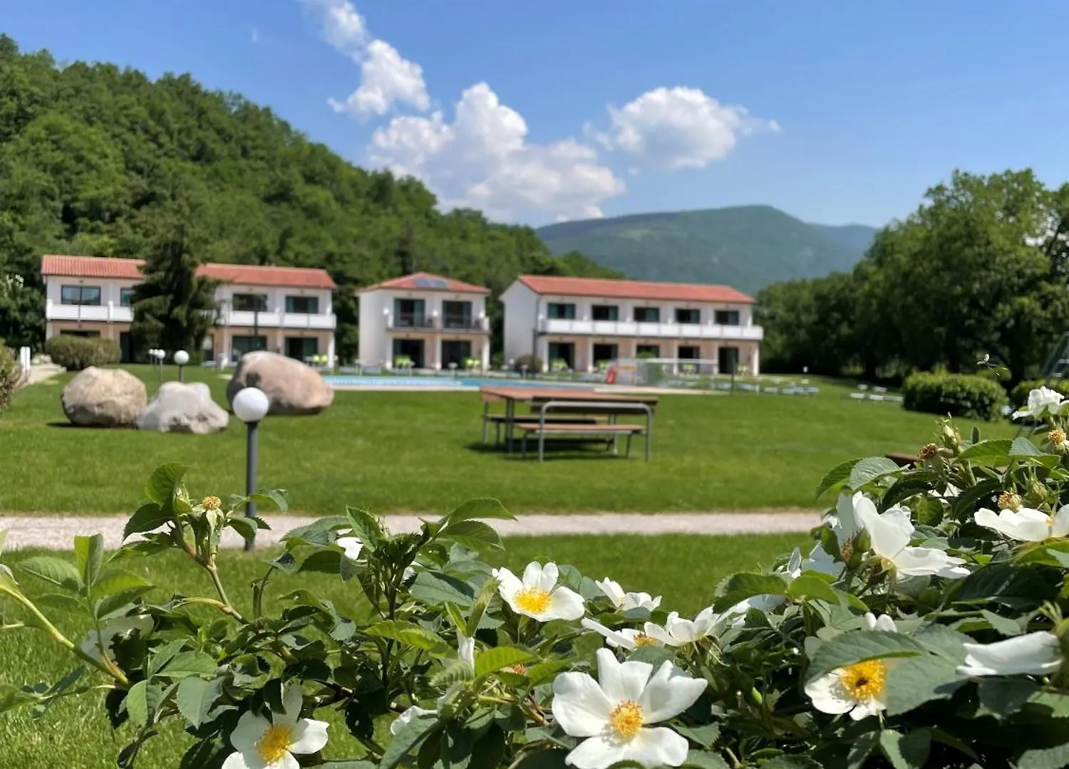 Bran & Denise Residence Costermano Aparthotel