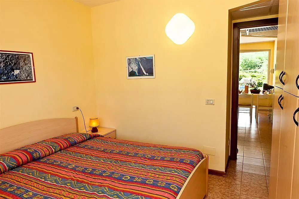Bran & Denise Residence Costermano Apart Otel