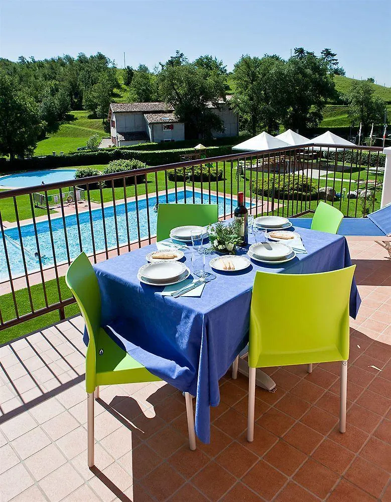 Bran & Denise Residence Costermano Aparthotel