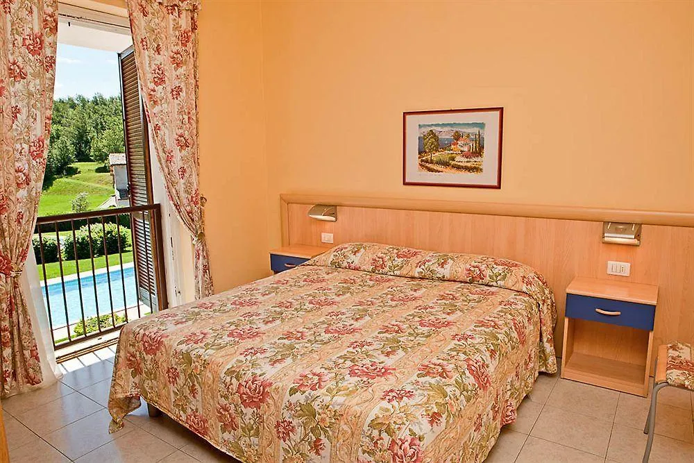 Aparthotel Bran & Denise Residence Costermano